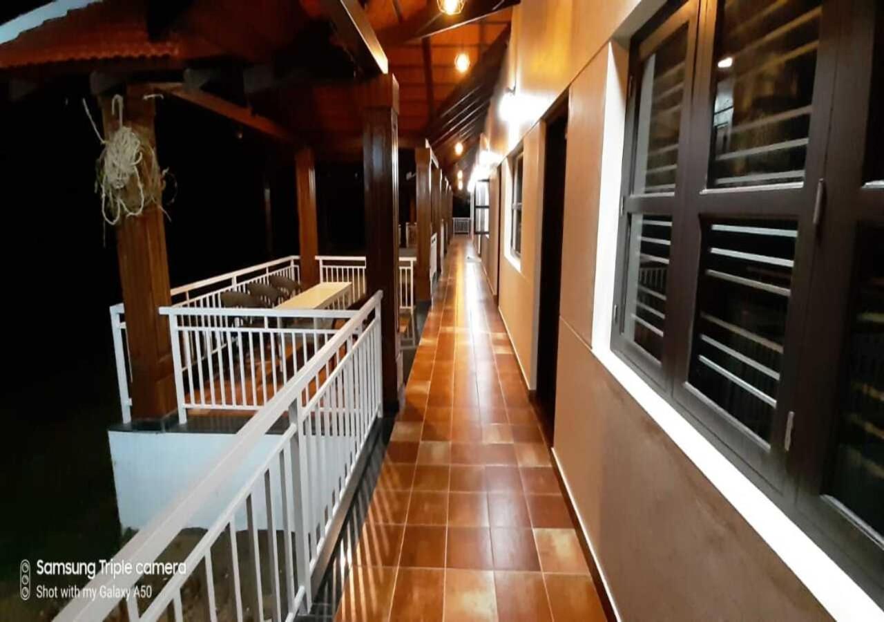 Coffee Safari Hotel Chikmagalur Exterior photo